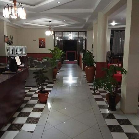 Newstead Hotel ไนวาชา ภายนอก รูปภาพ